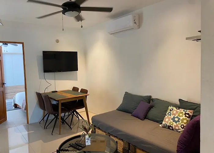 La Chona Apartment *
